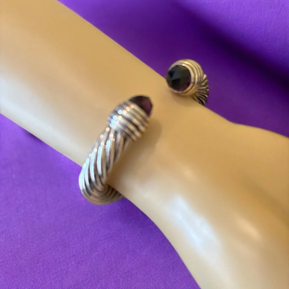 DAVID YURMAN 10 MM HINGE CABLE BRACELET W/ AMETHYST. - Picture 2 of 6